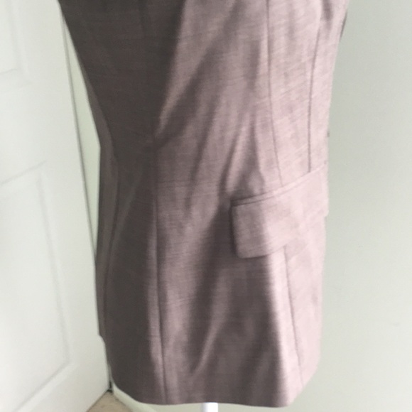 Ann Taylor Woman’s Suit Jacket - Picture 7 of 8